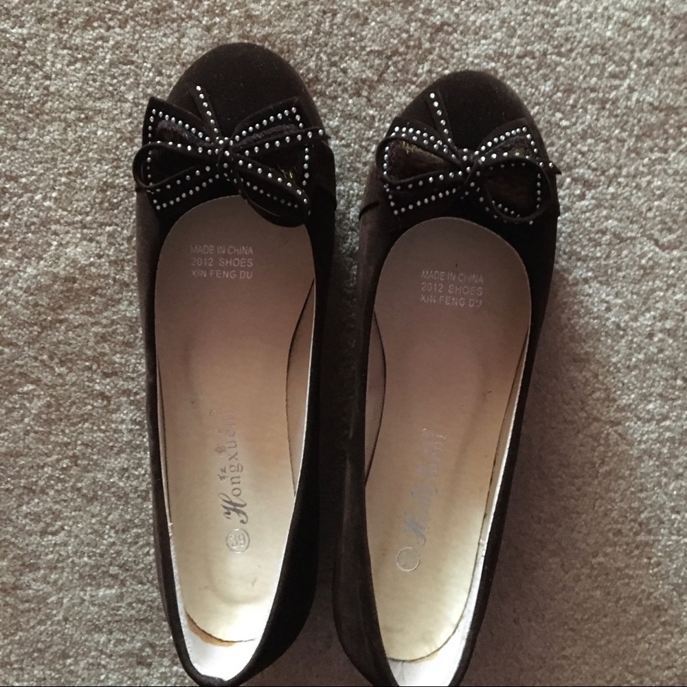 Brown Velvet Bow tie Flats